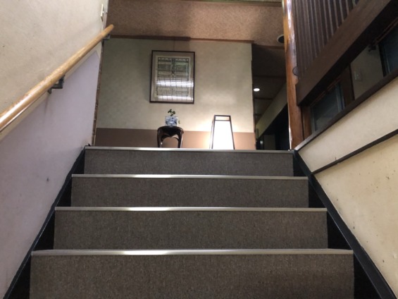旅館の階段