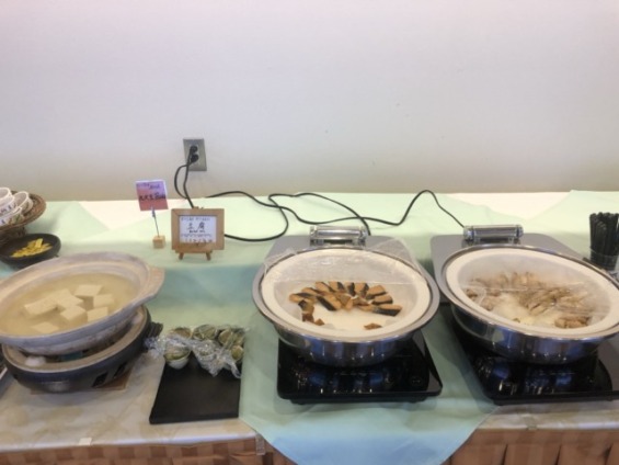 お豆腐と焼き魚とチキンソテー